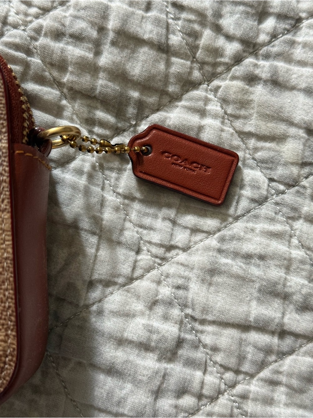 Coach Kira Crossbody bag LIKE NEW - Picture 4 of 14